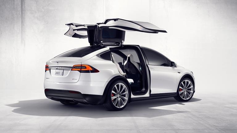 Op Zoek Naar Informatie Over De Tesla Model X Hier Vindt U