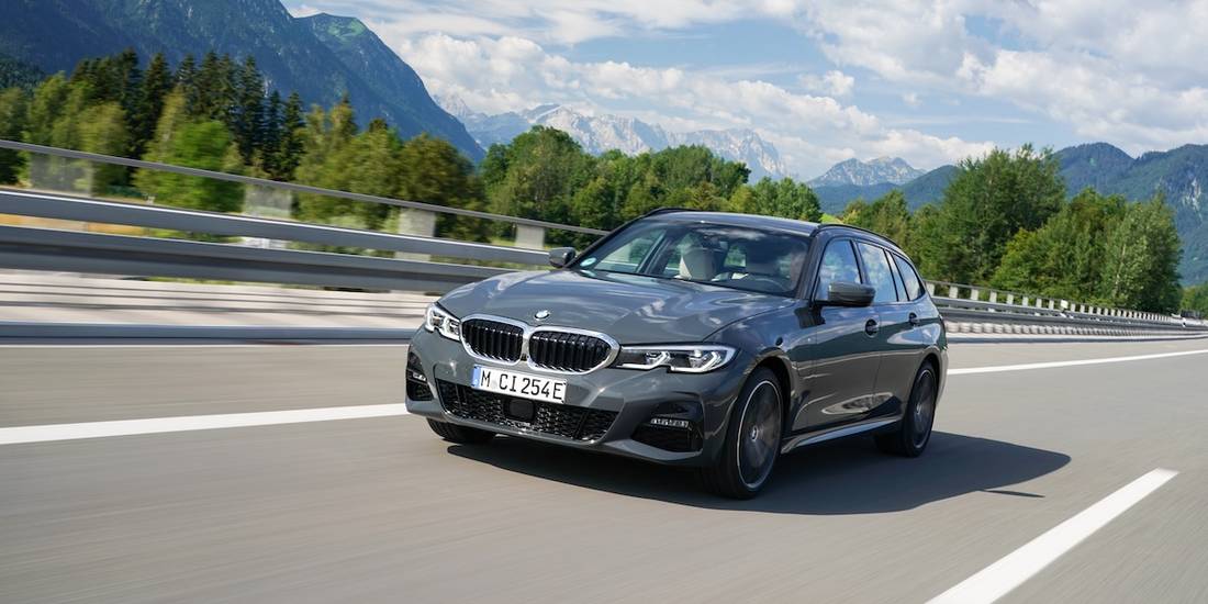 bmw 330e xdrive touring m sport 6