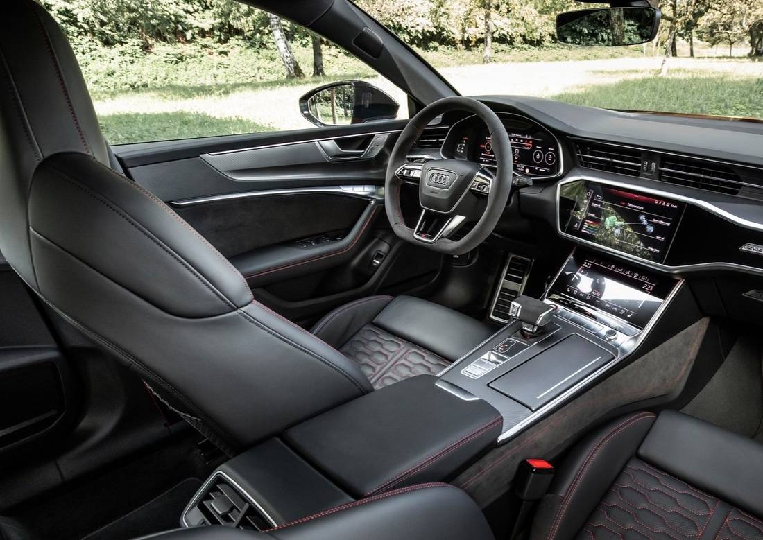 audi-rs7-sportback-interior