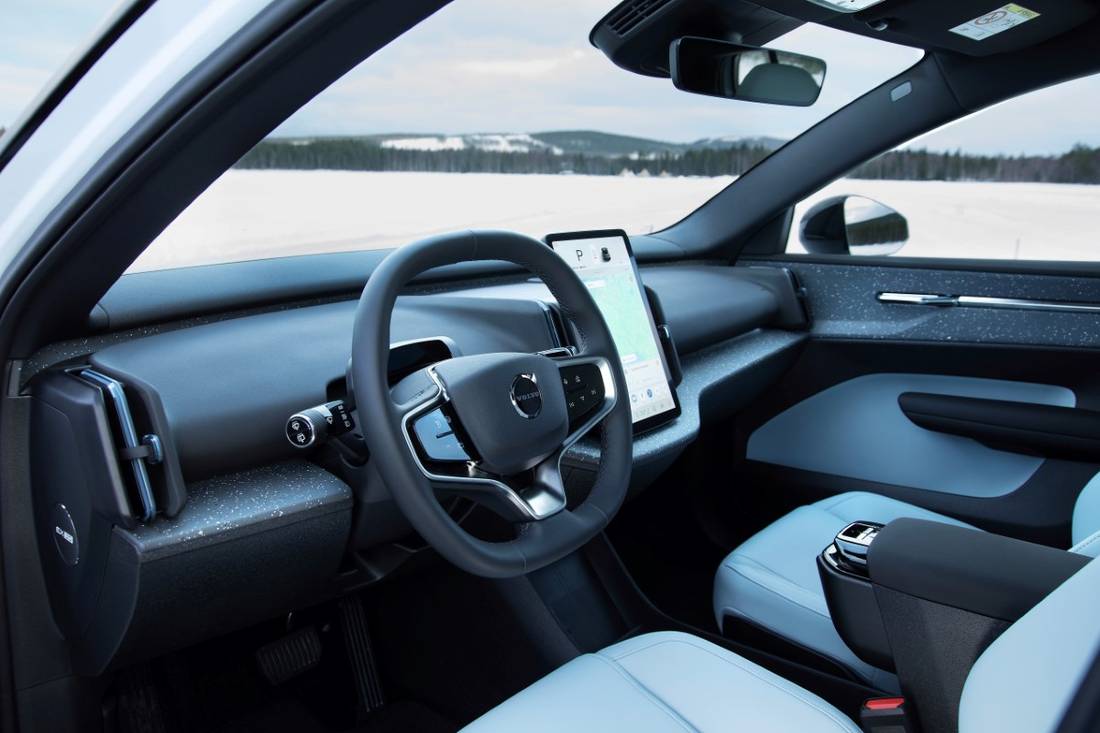 326712_Volvo_EX30_Cloud_Blue_Interior.jpg