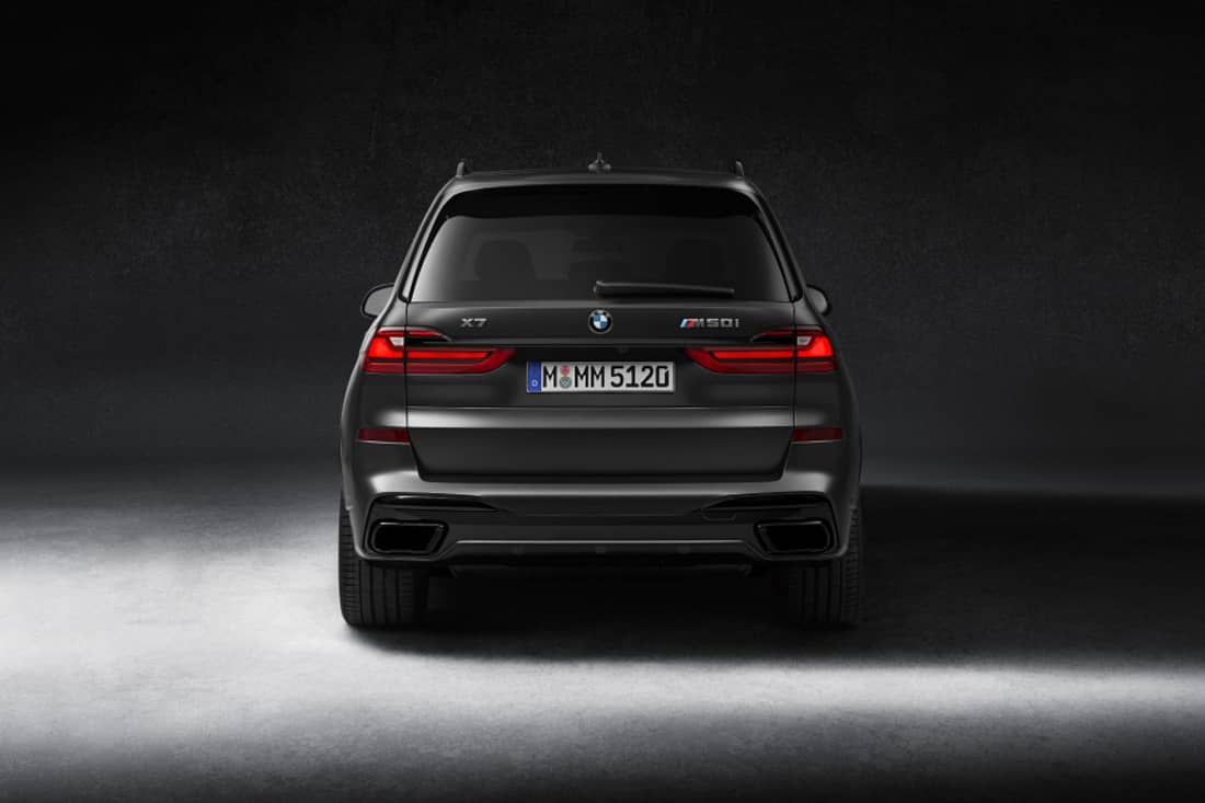 BMW X7 Dark Shadow Edition