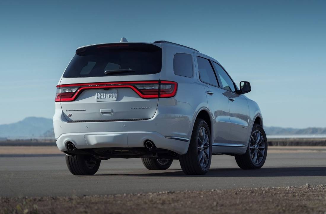 dodge-durango-back