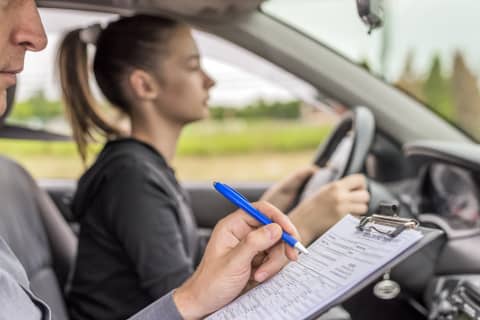 Apprendre à conduire