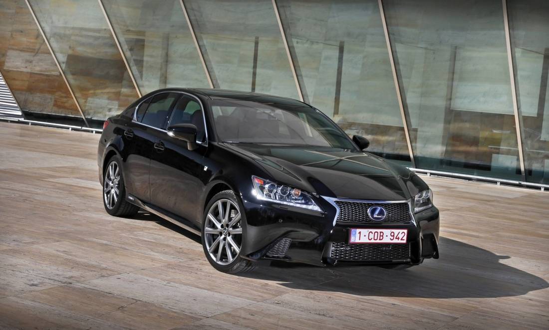 lexus-gs-450h-front