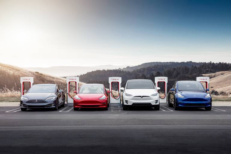 tesla-charging-banner