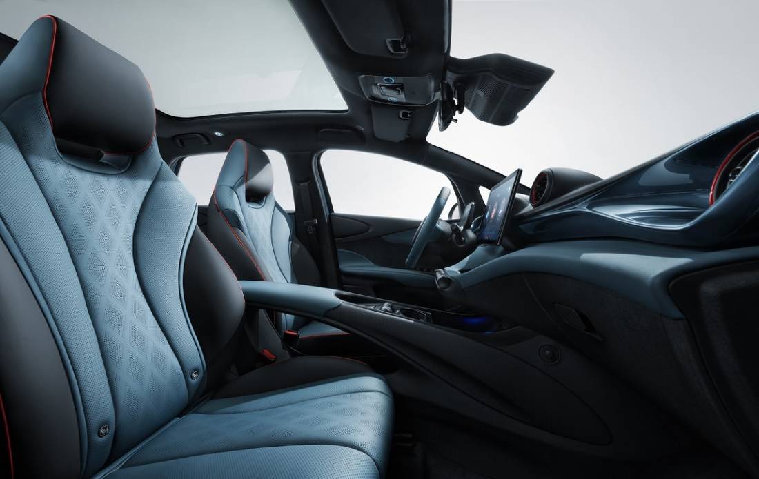 Blue Interior 09.jpg