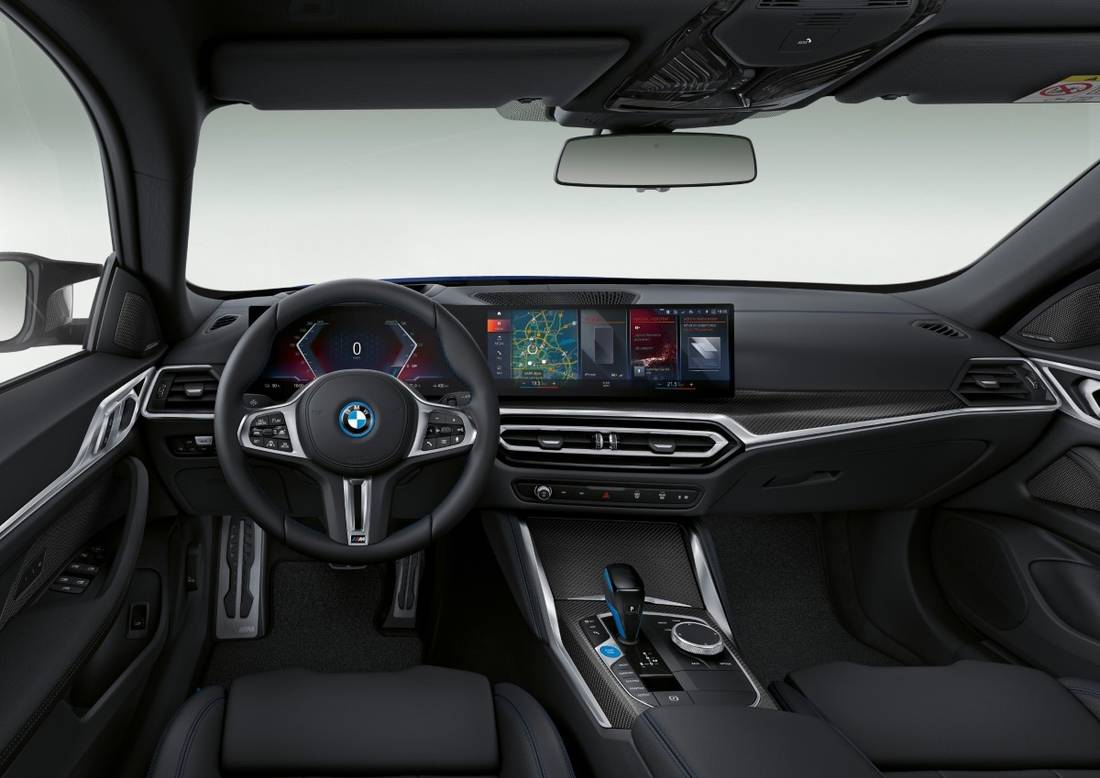 P90424034_lowRes_bmw-i4-interieur-6-2.jpg