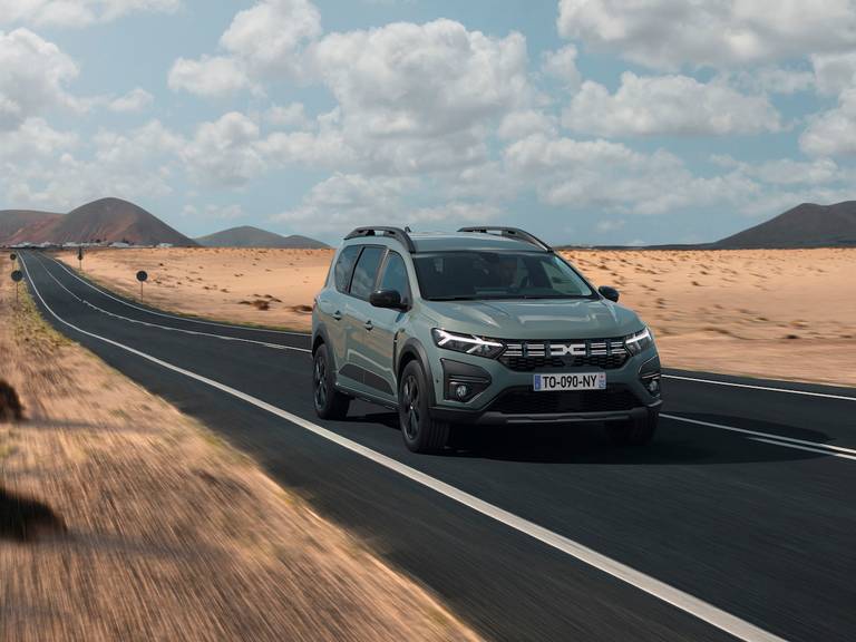 Dacia-Jogger-facelift-2022 01