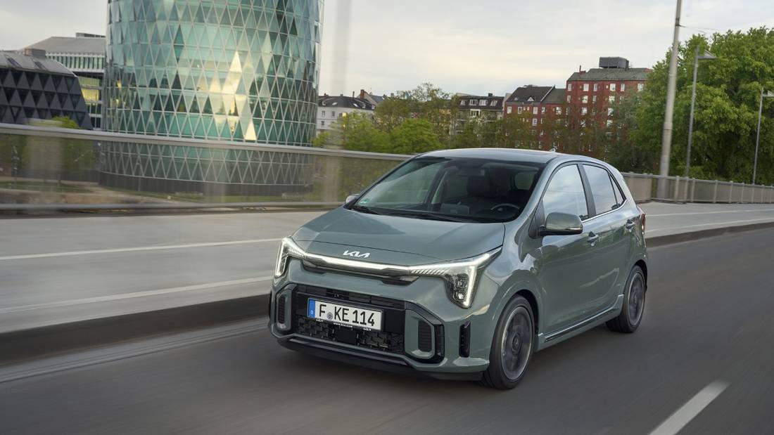 kia-picanto-gtline-dynamic-digital-1920x1080-003.jpg