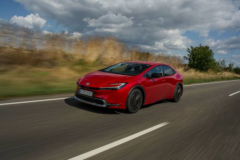 Toyota-Prius-2024-Titelbild