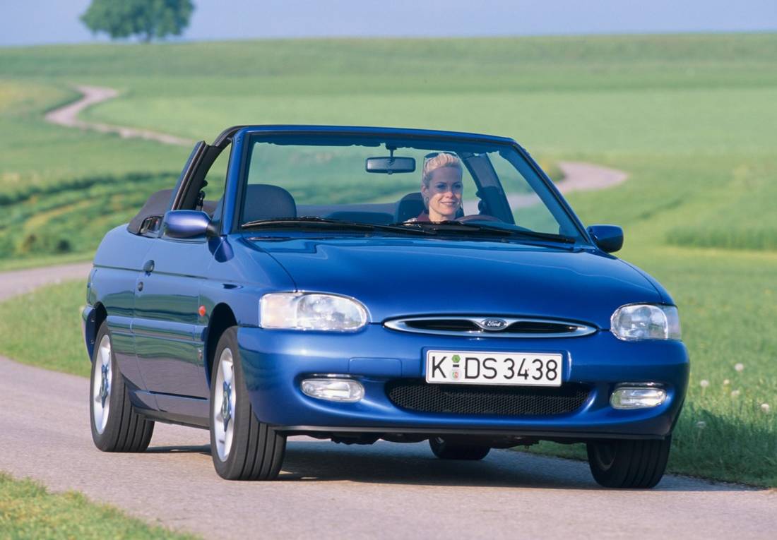 ford-escort-cabrio-front.jpeg