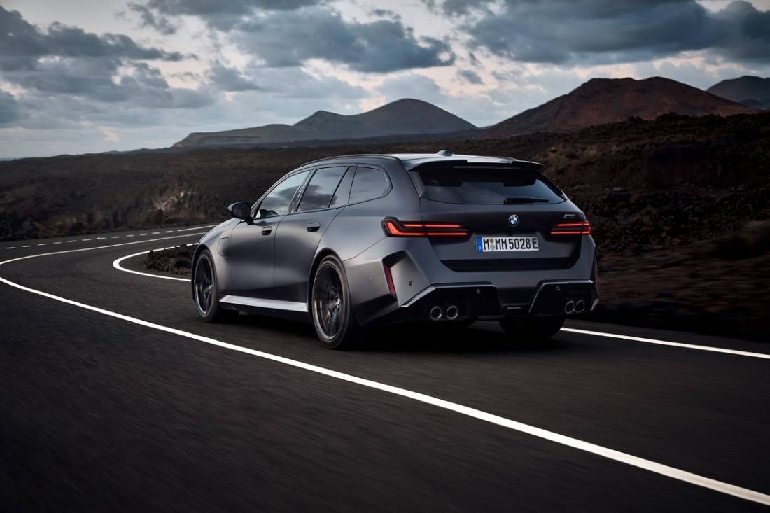 P90564513_highRes_the-all-new-bmw-m5-t.jpg