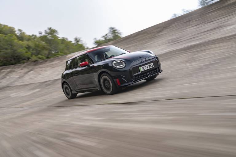 Mini-John-Cooper-Works 03