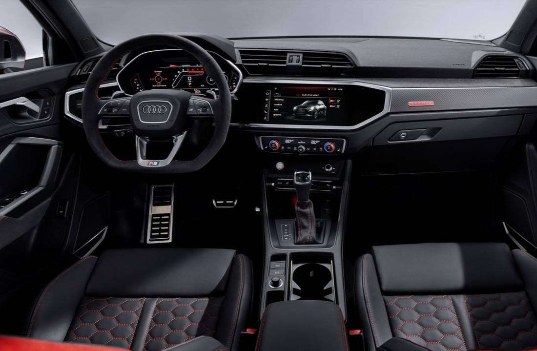 audi-rs-q3-sportback-interior