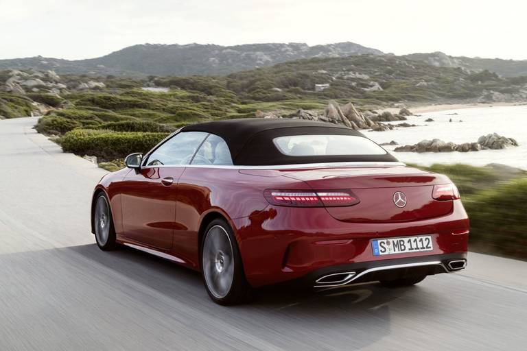 Mercedes-Benz-E-Klasse-Coupe-Cabrio-2020-Facelift-Rear