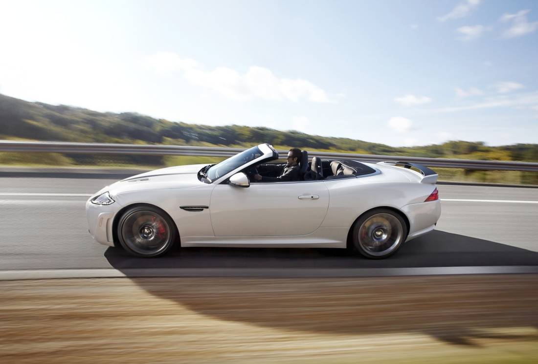 jaguar-xkr-s-cabrio-side