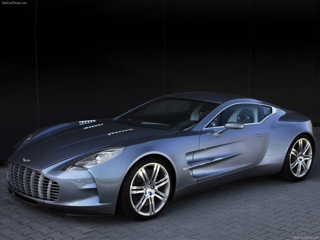 Aston_Martin-One-77-2010-1280-03.jpg